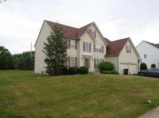 13 Rue Cezanne, Somerset, NJ 08873