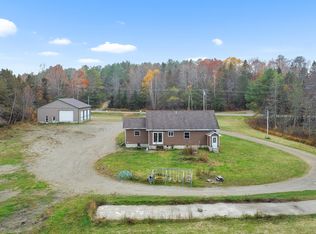 307 Lebanon Rd, Winterport, ME 04496