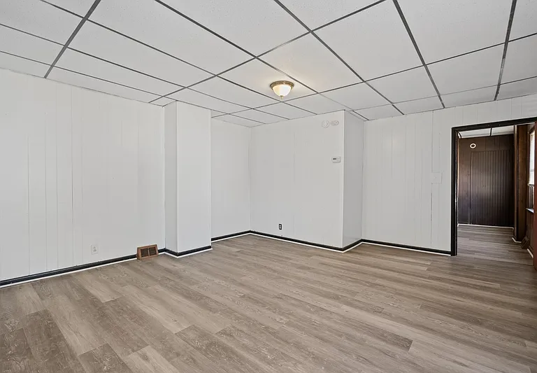 212 Mercer St #1 — Photo 1