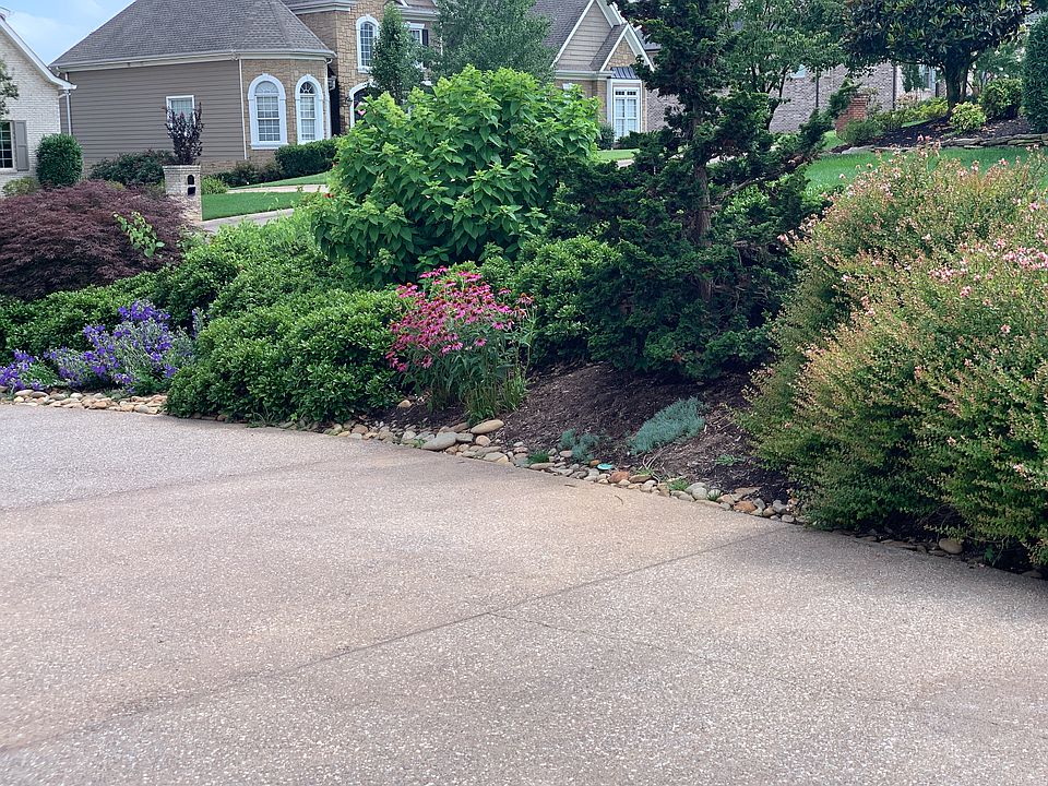 1st image of 541 Stratfield Way