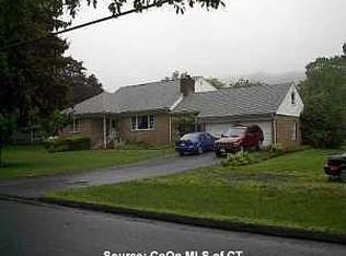 99 White Hollow Rd, Northford, CT 06472