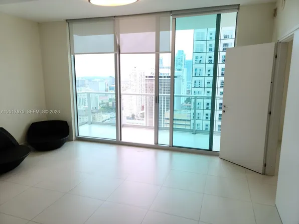 300 S Biscayne Blvd, Miami, FL