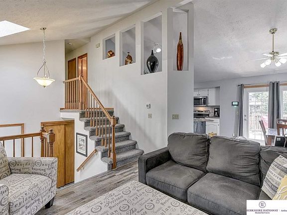 4th image of 5021 N 129th St