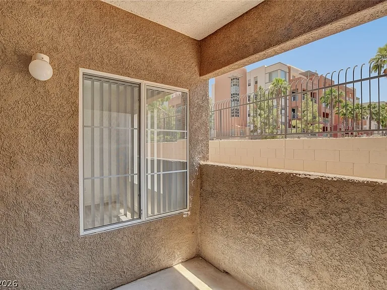 9000 Las Vegas Blvd S #1079 — Photo 36
