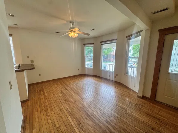208 N Livingston St #1, Madison, WI 53703