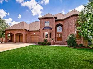 4 Leiston Dr, Rogers, AR 72758