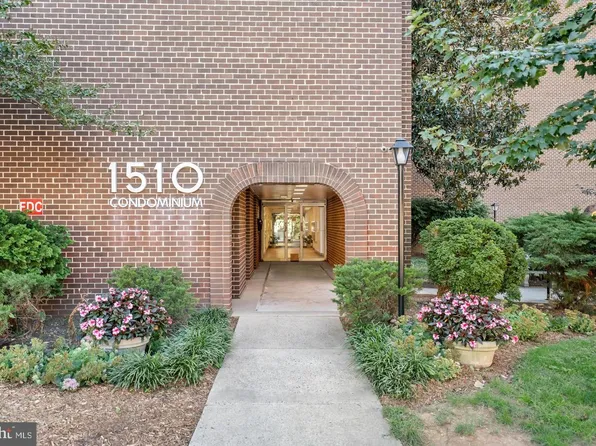 1510 12th St N APT 303, Arlington, VA 22209