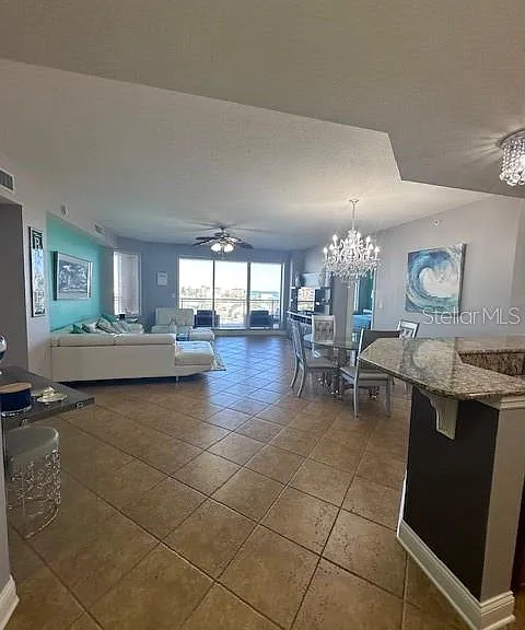521 Mandalay Ave #704 — Photo 6