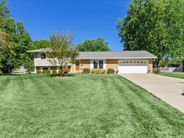 1054 Van Kirk Dr, Marysville, OH 43040
