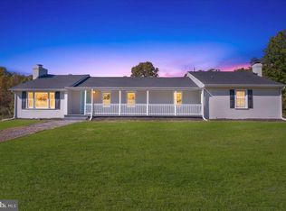 4709 Three Chopt Rd, Hadensville, VA 23067