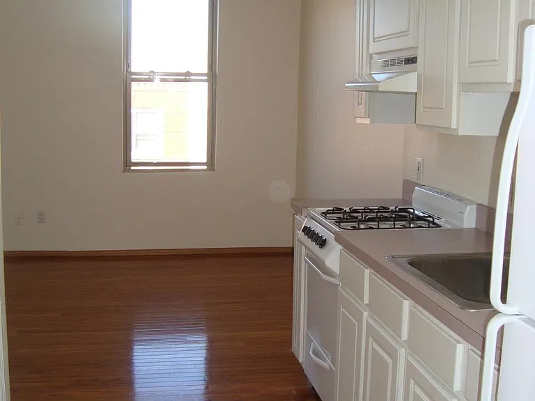 1303 S 6th St #3 — Photo 3