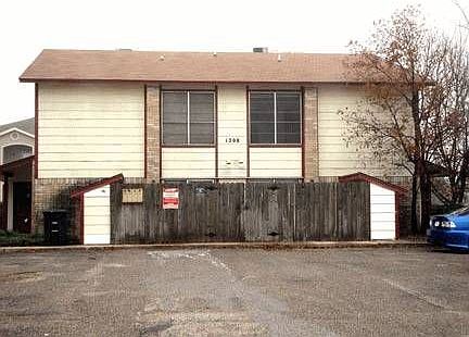 1st image of 1208 Covey Ln APT B