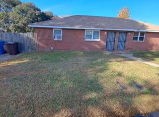 2017 & 2019 Plow Ln, Chesapeake, VA 23324