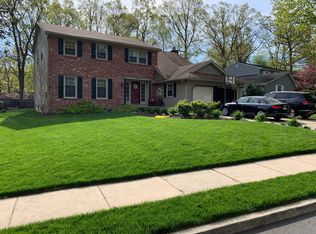 108 Squirrel Tree Ln, Mount Laurel, NJ 08054