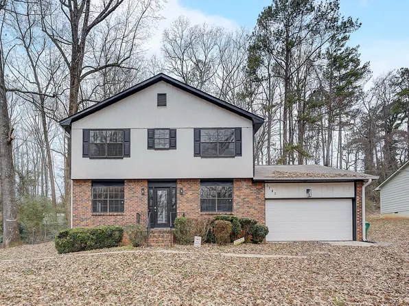 3745 Londonderry Ct, Lithonia, GA 30038
