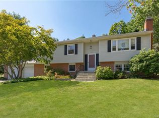 105 Forest Valley Rd, Pleasant Valley, NY 12569