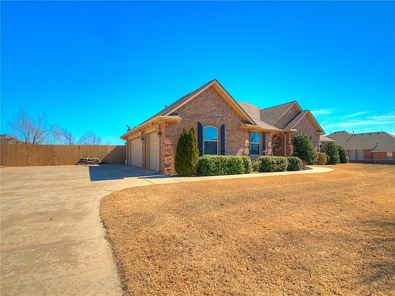 4th image of 16316 Gossamer Way
