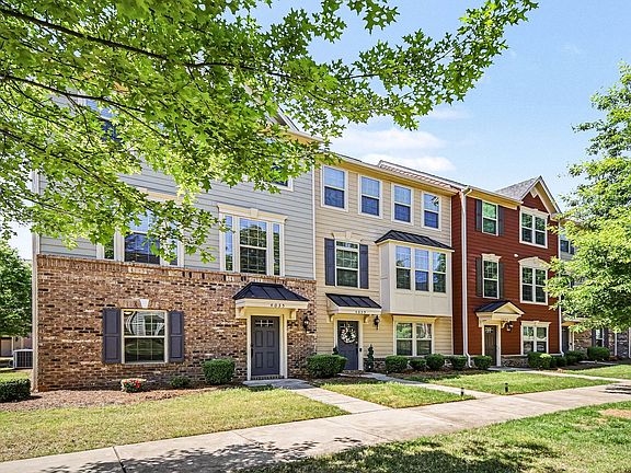 4th image of 4035 Zilker Park Dr