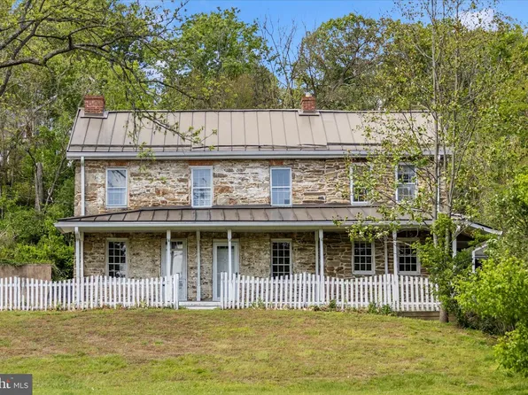 2301 Mount Ephraim Rd, Adamstown, MD 21710