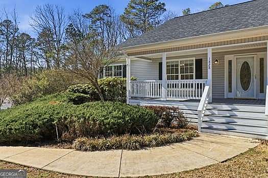 3rd image of 1828 Four Mile Church Rd