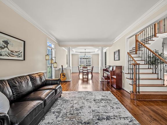 4th image of 4505 Cumberland Dr