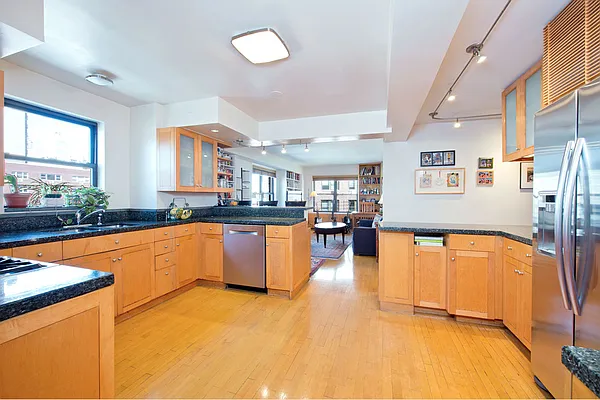 Sold by Stribling | media 15