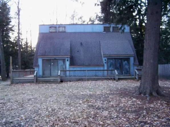 7652 51 1/2 St, Grand Junction, MI 49056