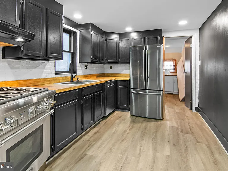 808 E Fort Ave — Photo 14