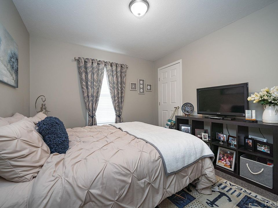10706 Jean Pierre Ct, photo 23