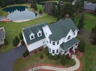 5815 Mitchaw Rd, Sylvania, OH 43560