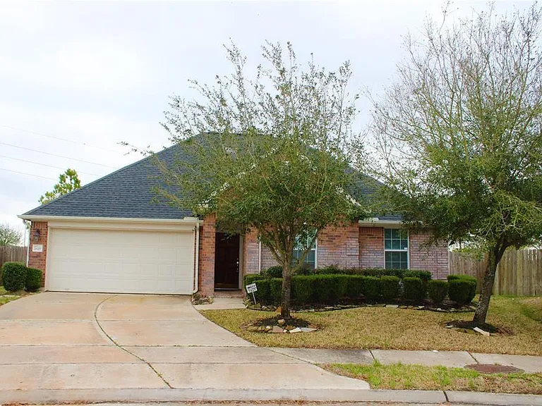 7827 Iris Glen Ln — Photo 1