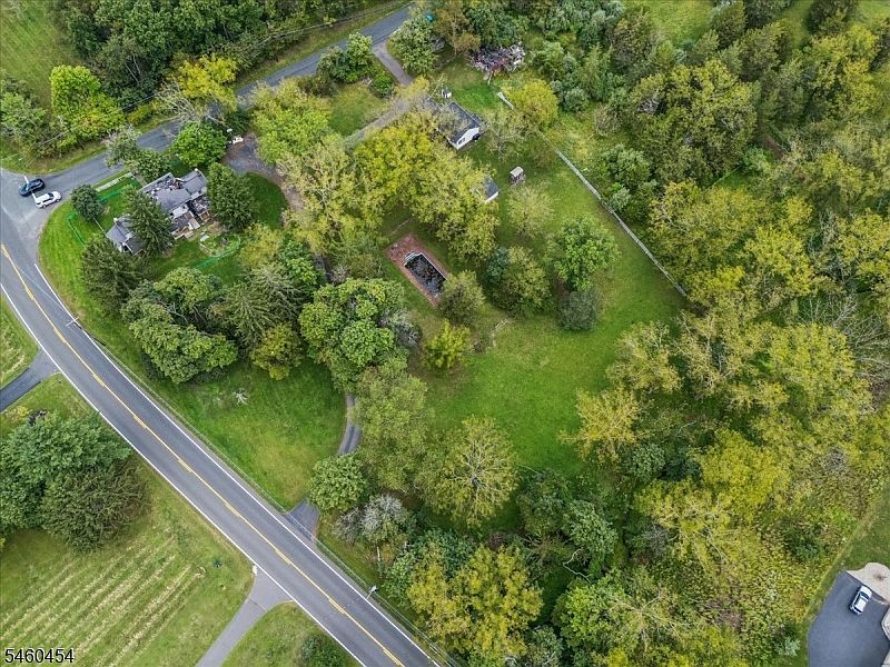 1st image of 120 Pleasant Run Rd