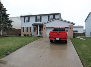 2883 Michaels Run Dr, Cincinnati, OH