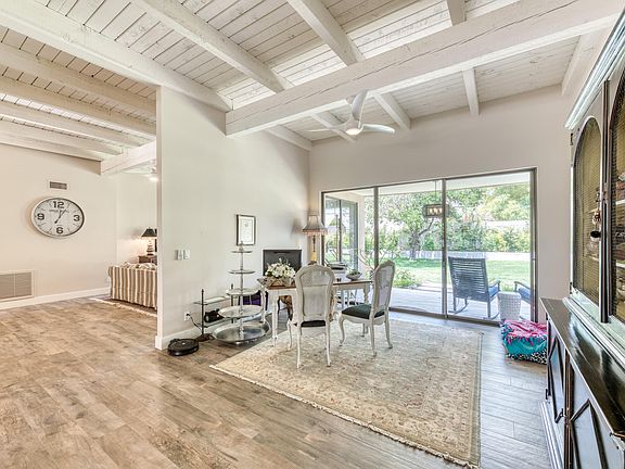 5th image of 2562 E Denton Ln