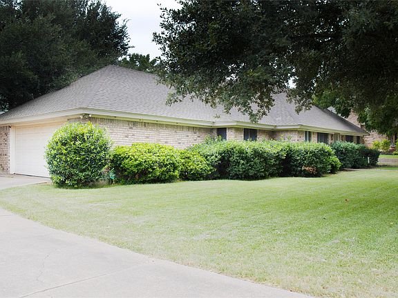 4th image of 3641 Green Hollow Dr