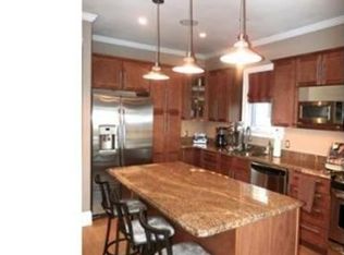 693 E 8th St, South Boston, MA 02127
