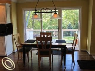 5th image of 4227 Arcadia Dr