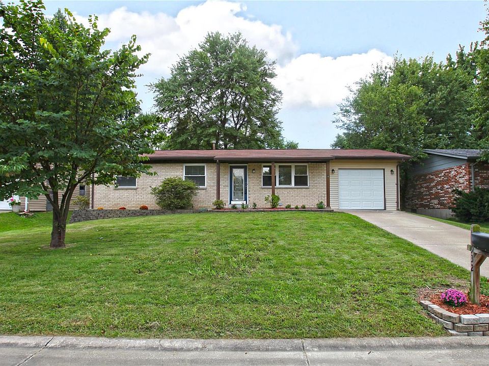 1st image of 11932 Longmont Dr