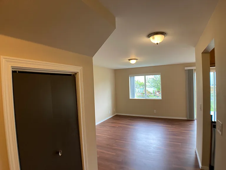1841 C Pl SE #A — Photo 10