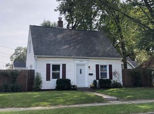 1902 Clyde St, South Bend, IN 46613