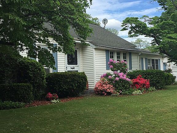 2nd image of 1844 Ottawa Dr