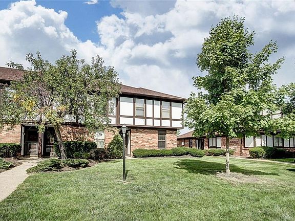 3rd image of 5541 Cobblegate Dr