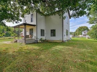 1204 Ferry St, Elizabeth, PA 15037