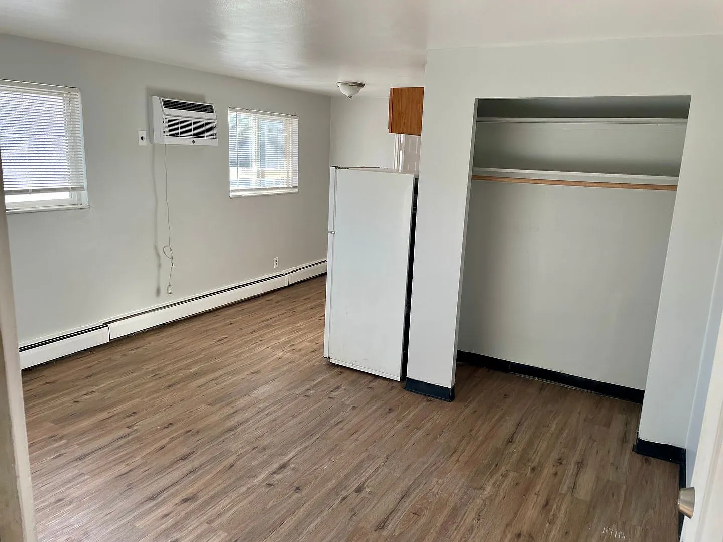 Chesterfield Suites — Photo 2