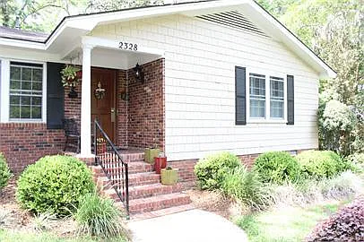 2328 Armistead Rd — Photo 4