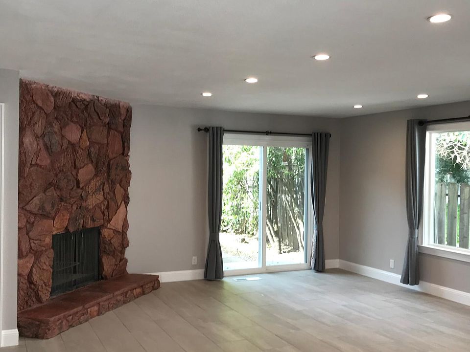 1st image of 1011 Capuchino Ave