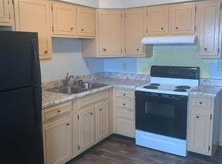 501 W Lawrence Ave #B, Springfield, IL 62704