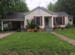 713 5th St, Leland, MS 38756