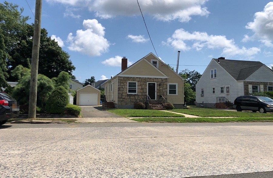 150 Pennsylvania Ave, Roosevelt, NY 11575 Zillow