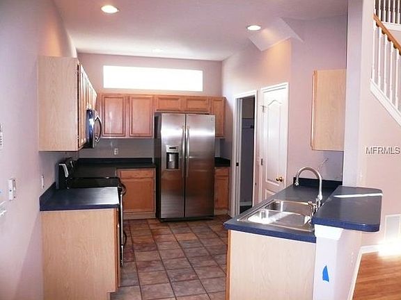 3rd image of 10803 Sierra Vista Pl
